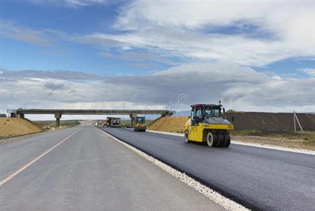 襄城縣雙廟趙莊—范湖西村公路養(yǎng)護工程等6個項目